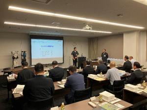 株式会社ジェイテクトにおいて、事業概要について、説明を受ける委員