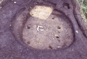 竪穴建物の調査を完了した時の全景写真です