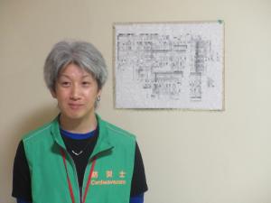 講師