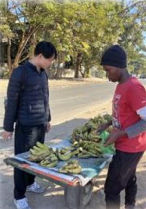 事務所近くにて