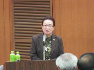 講師
