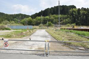 名滝遺跡の調査前発掘区全景の写真です