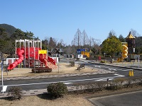 各務原公園の遊具や交通安全を学べる広場 各務原公園の遊具や交通安全を学べる広場