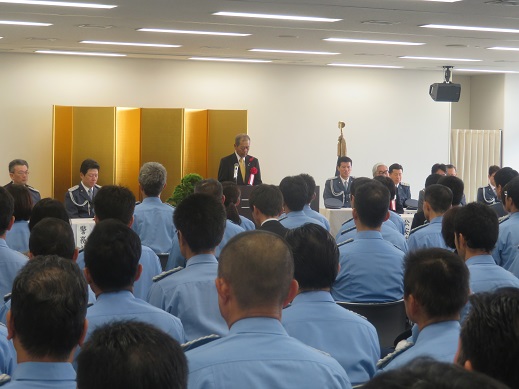 •令和元年永年勤続・優秀警察職員表彰式の写真 •令和元年永年勤続・優秀警察職員表彰式の写真