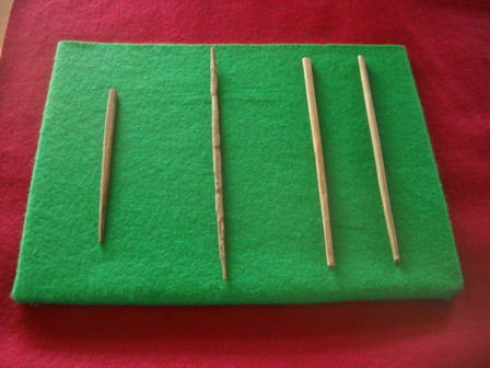 箸 (左側から荒尾南遺跡出土・今宿遺跡出土・大垣城跡・城下町出土) 箸(左側から荒尾南遺跡出土・今宿遺跡出土・大垣城跡・城下町出土)の画像